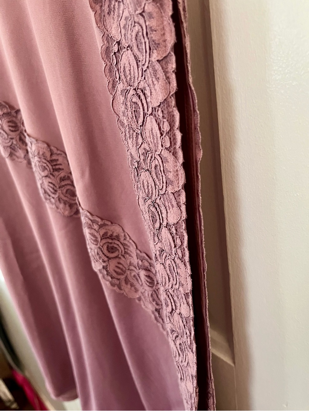 FREE PEOPLE NWT (Lucia) Nostalgia Rose Two-Piece Lace Trim Skirt Set. Size:Large - Picture 5 of 8